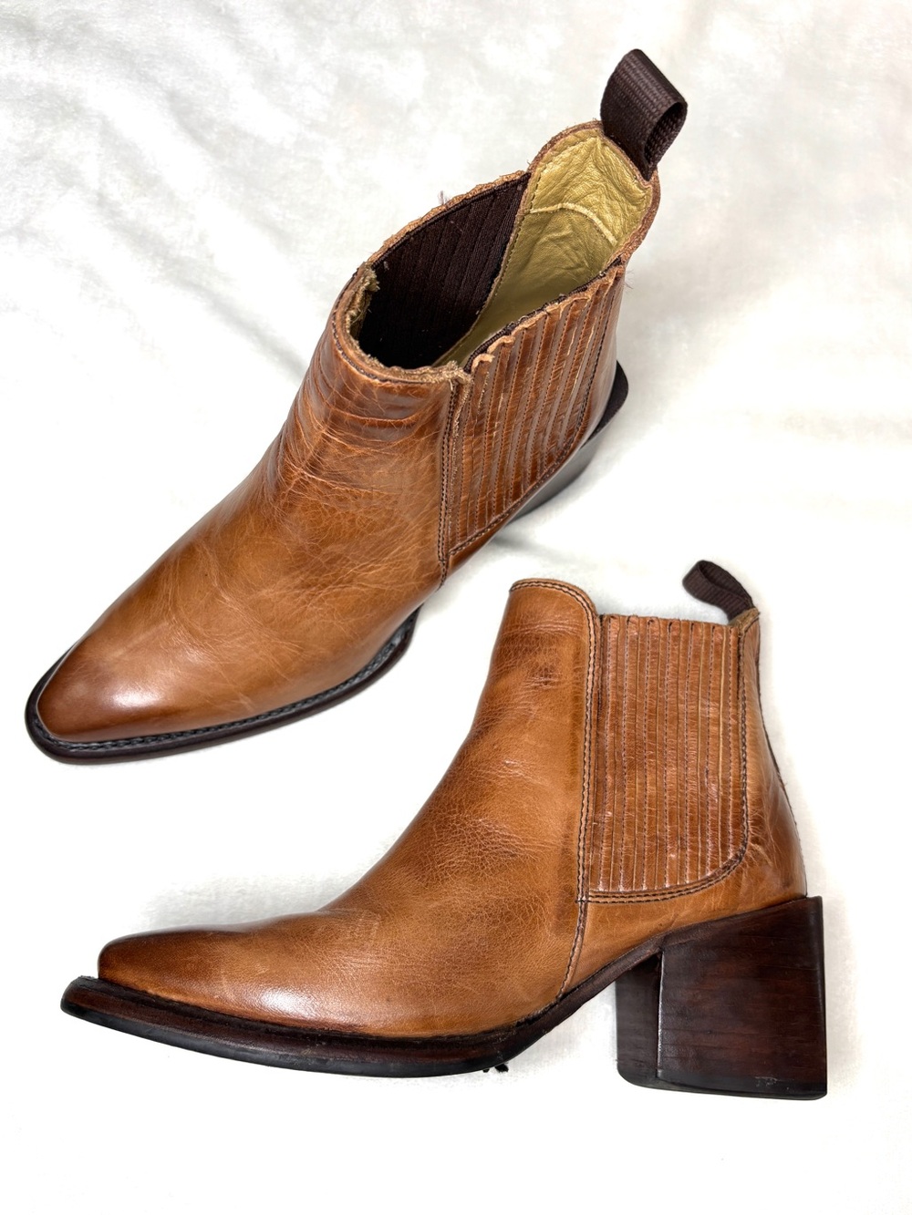 Seal of the Sutro Leather Battery Block Heel Chelsea Boot Pointy Toe Brown 8.5